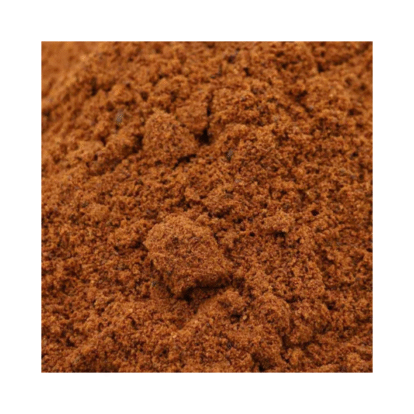 Le girofle moulu est une épice incontournable au parfum puissant, chaud et épicé. Son arôme riche et pénétrant révèle un goût à la fois piquant et légèrement amer, idéal pour relever vos préparati Clou de Girofle en poudre
