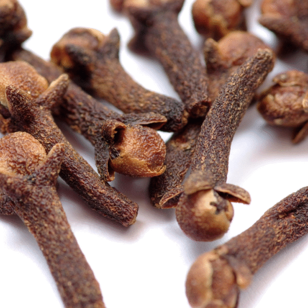Clous de girofles (entiers)